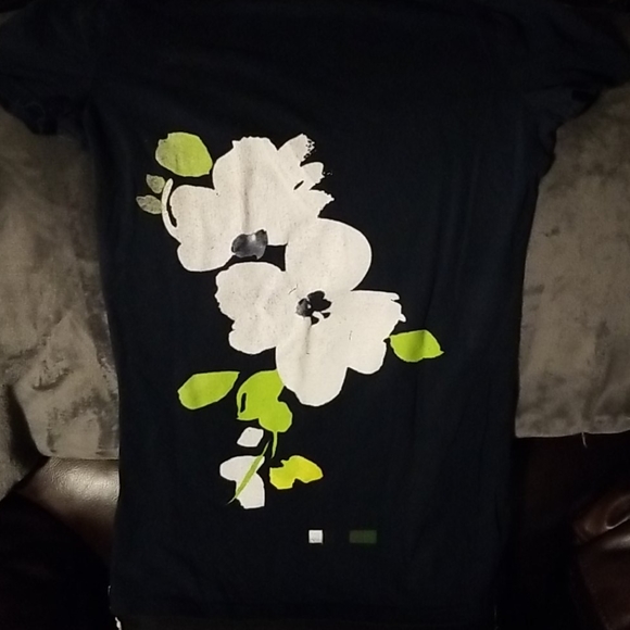 Shirt - Picture 3 of 3
